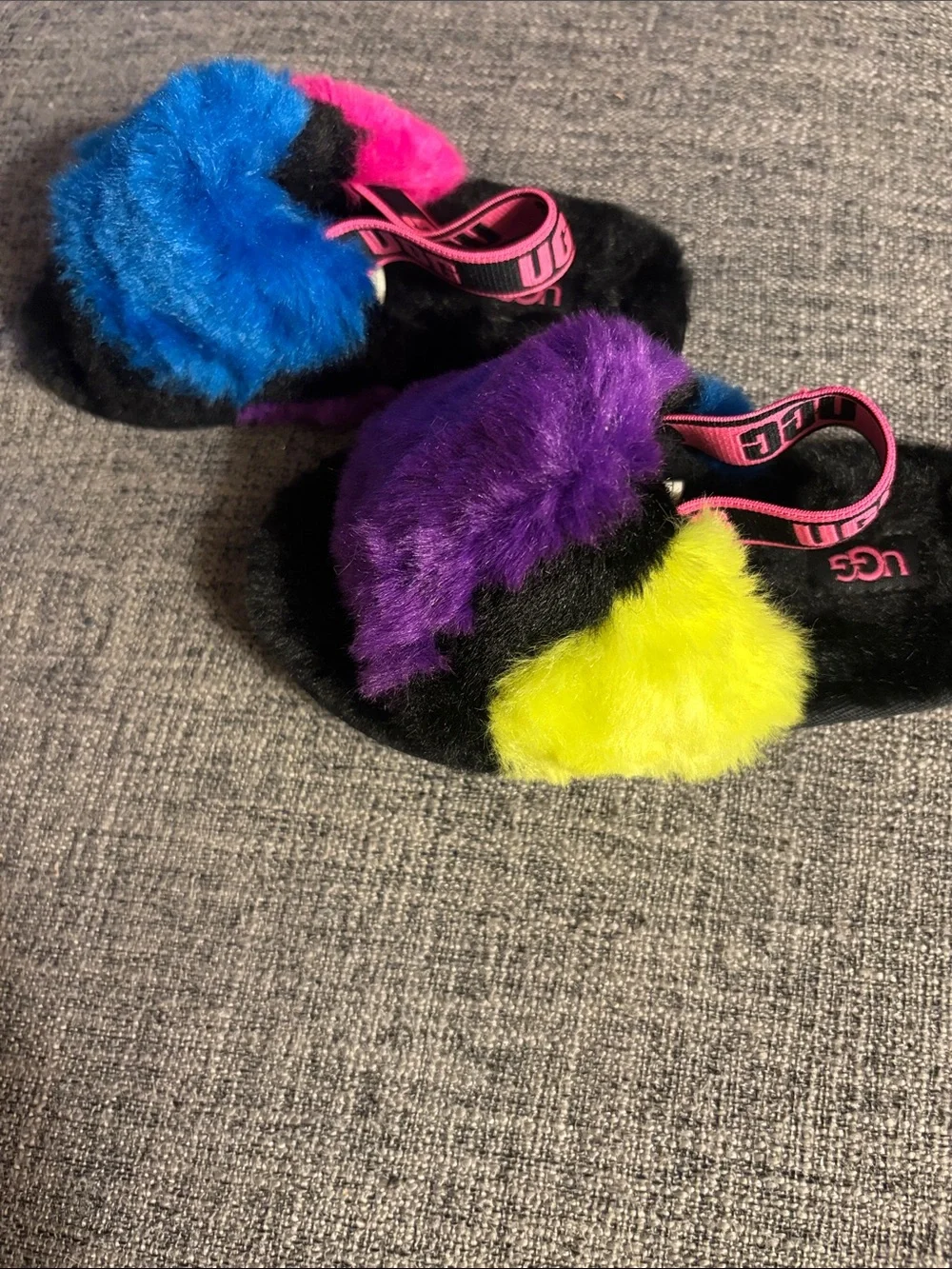 UGG Kids Fluff Yeah Multicolor Rainbow Fur Slingback Slippers Little Kid Size 9